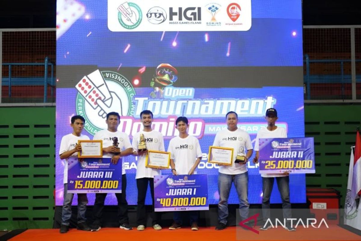 Akbar S Mandha juara Makassar Open Domino 2025