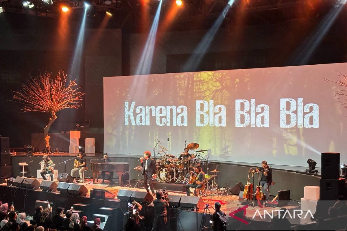 God Bless sapa penggemar dengan Bla bla bla