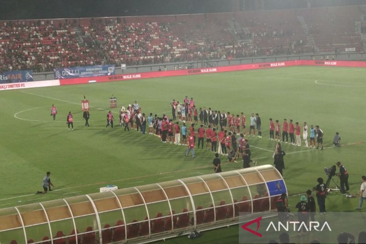 Bali United gelar perpisahan dengan Stefano Cugurra