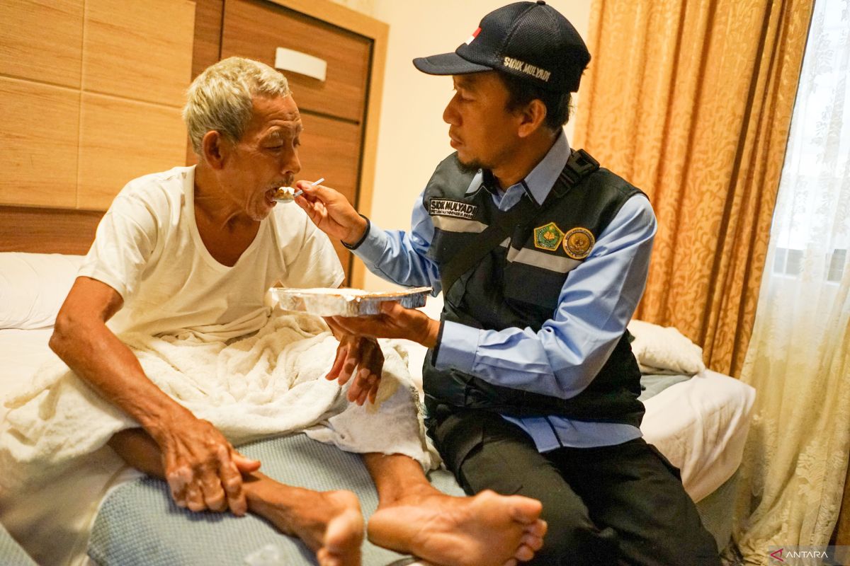 PPIH atur penggabungan pasangan jamaah yang terpisah karena syarikah
