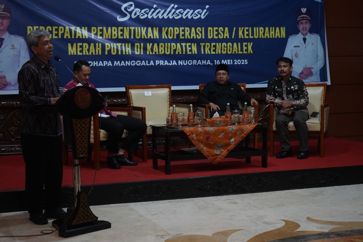 Camat-Kades-BPD Trenggalek-Jatim sepakat bentuk Koperasi Merah Putih