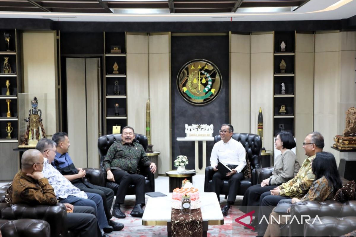 Kemdiktisaintek gandeng Kejaksaan Agung untuk pendidikan tinggi bersih