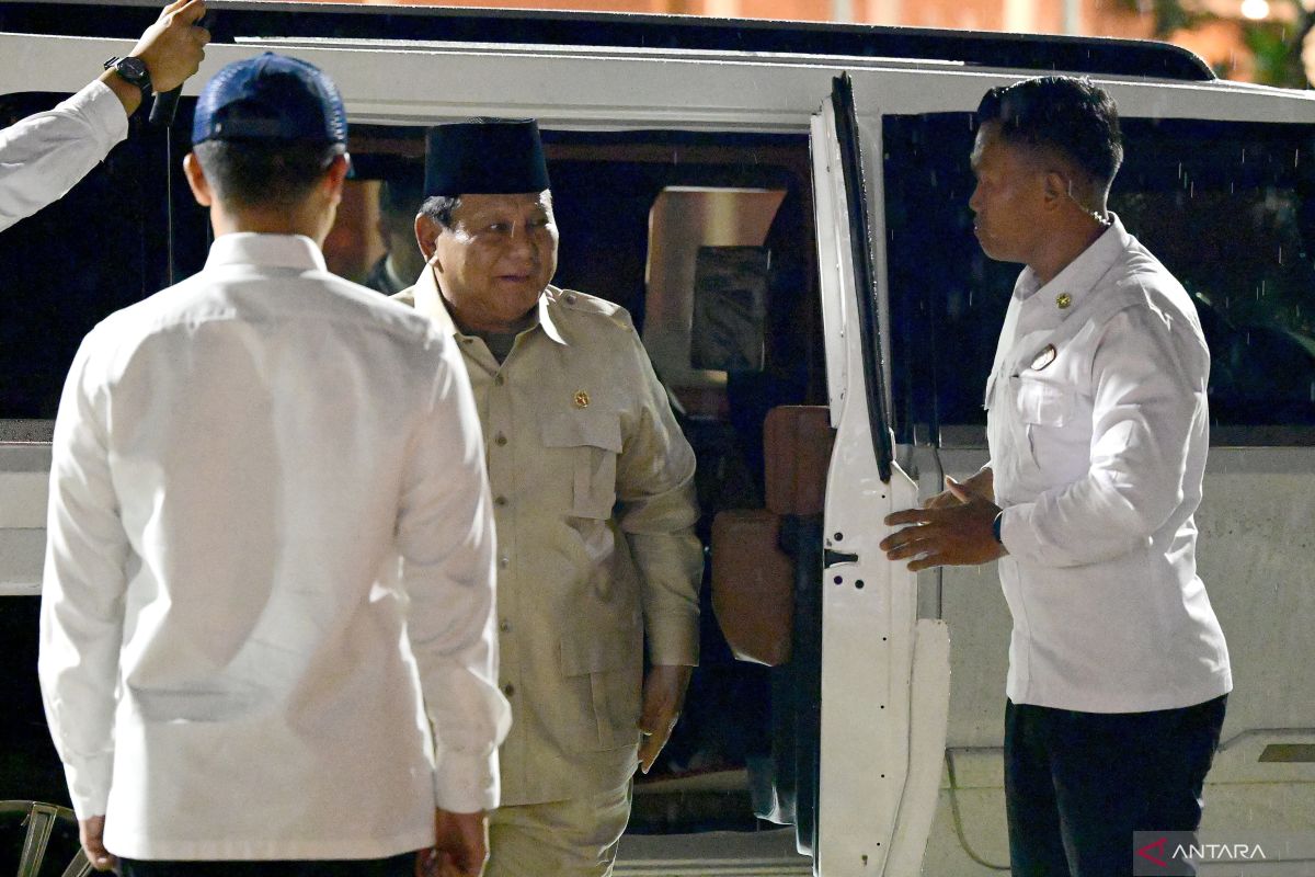 Presiden Prabowo bertolak ke Thailand didampingi Menlu dan Seskab