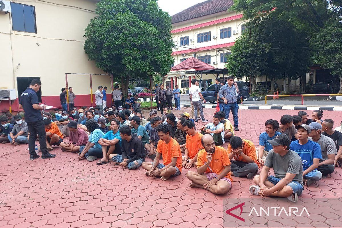 Polda Sumut tindak 1.312 orang aksi  premanisme selama 17 hari