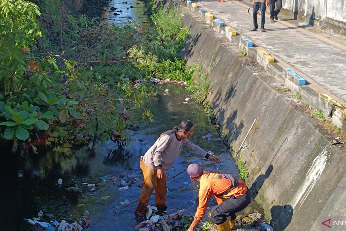 Wabup Belitung: Program Jumat Bersih ubah wajah kota Tanjungpandan