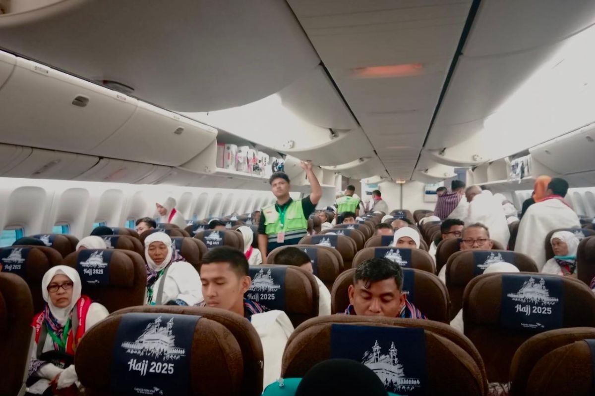 Jamaah calon haji kloter pertama Aceh tiba di Jeddah