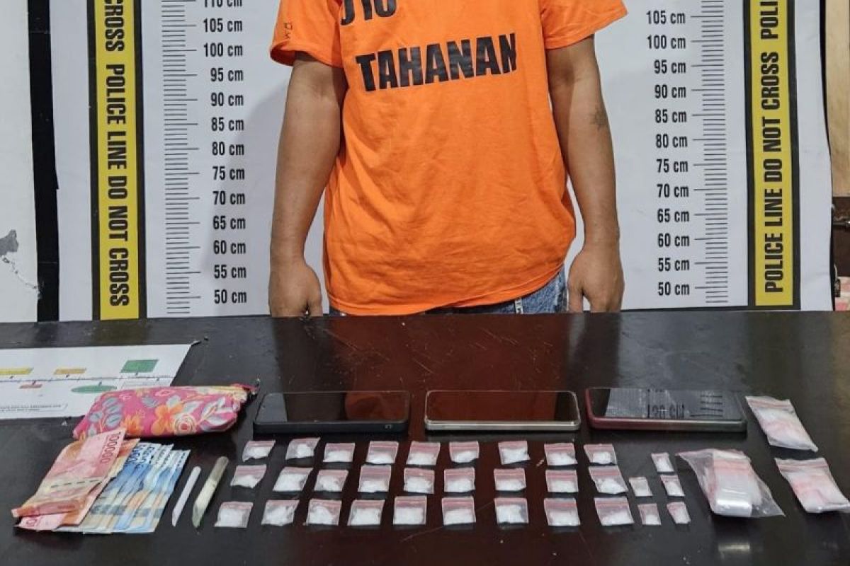Polres Simalungun ungkap jaringan bandar sabu, satunya perempuan 23 tahun