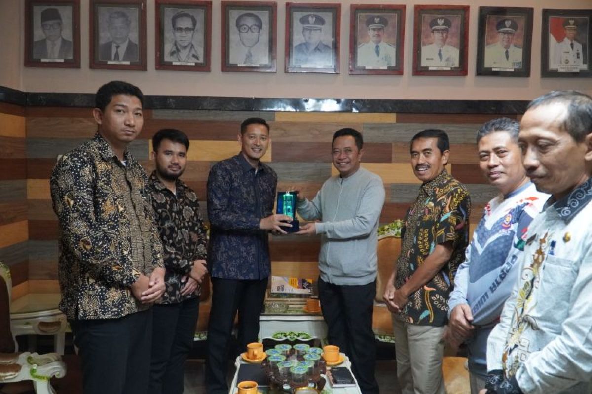 PLN UP3 Situbondo bersinergi dukung