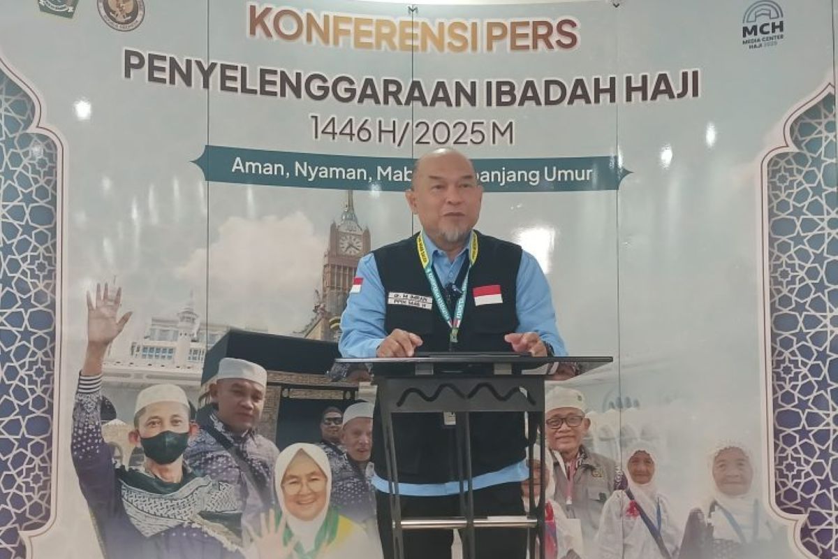 Jamaah diimbau pakai masker cegah ISPA akibat cuaca panas dan kepadatan