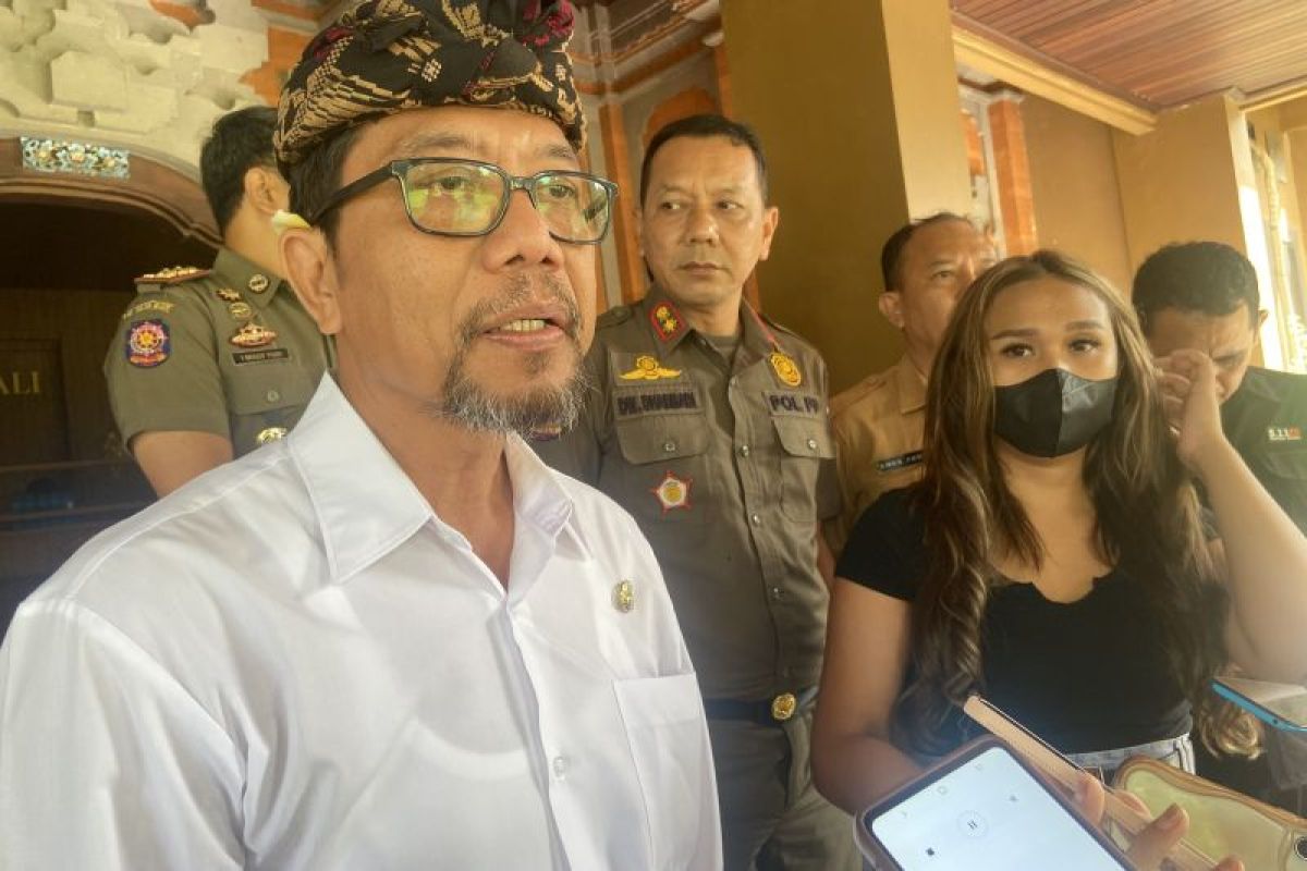 Dinas PMA Bali minta desa adat ikut antisipasi joged erotis