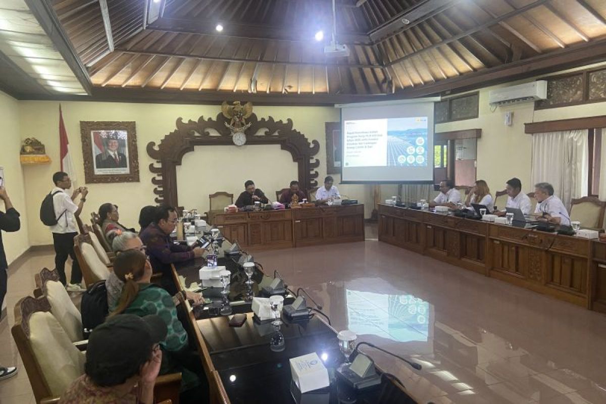DPRD meminta PLN ganti kerugian warga saat mati listrik se-Bali