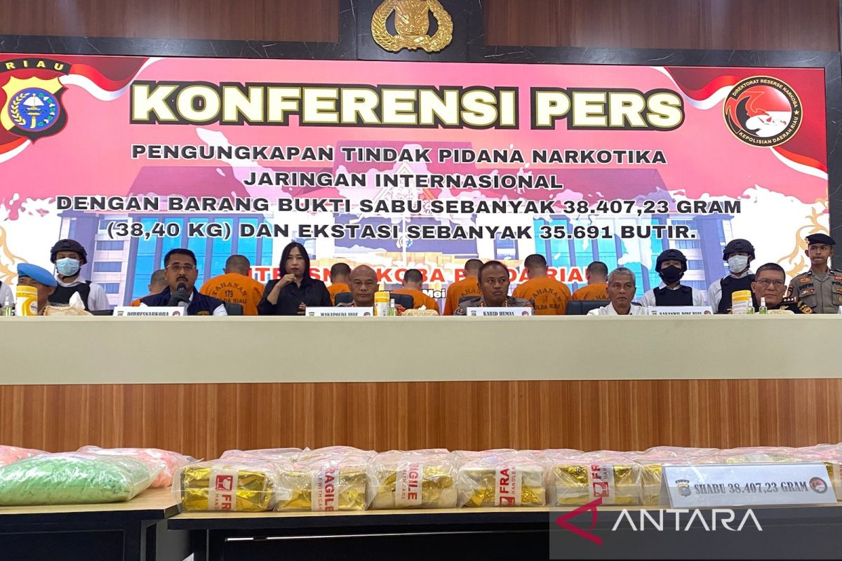 35 kg sabu dan 35.700 ekstasi jaringan internasional gagal beredar