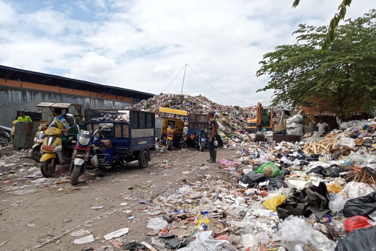 Sampah menumpuk di Mataram dialihkan ke lahan IPAL komunal