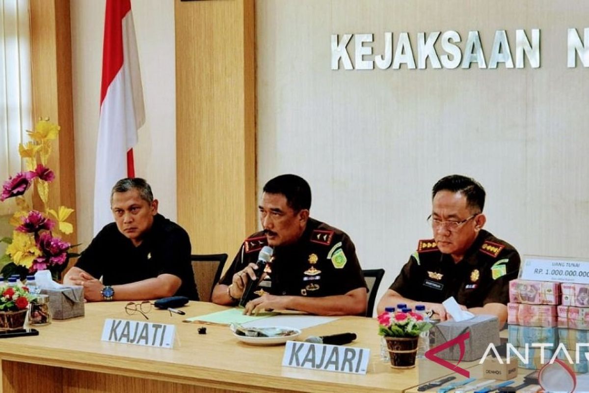 Jaksa sita mobil hingga uang Rp1 miliar dalam dugaan korupsi di PT  DPW Ambon