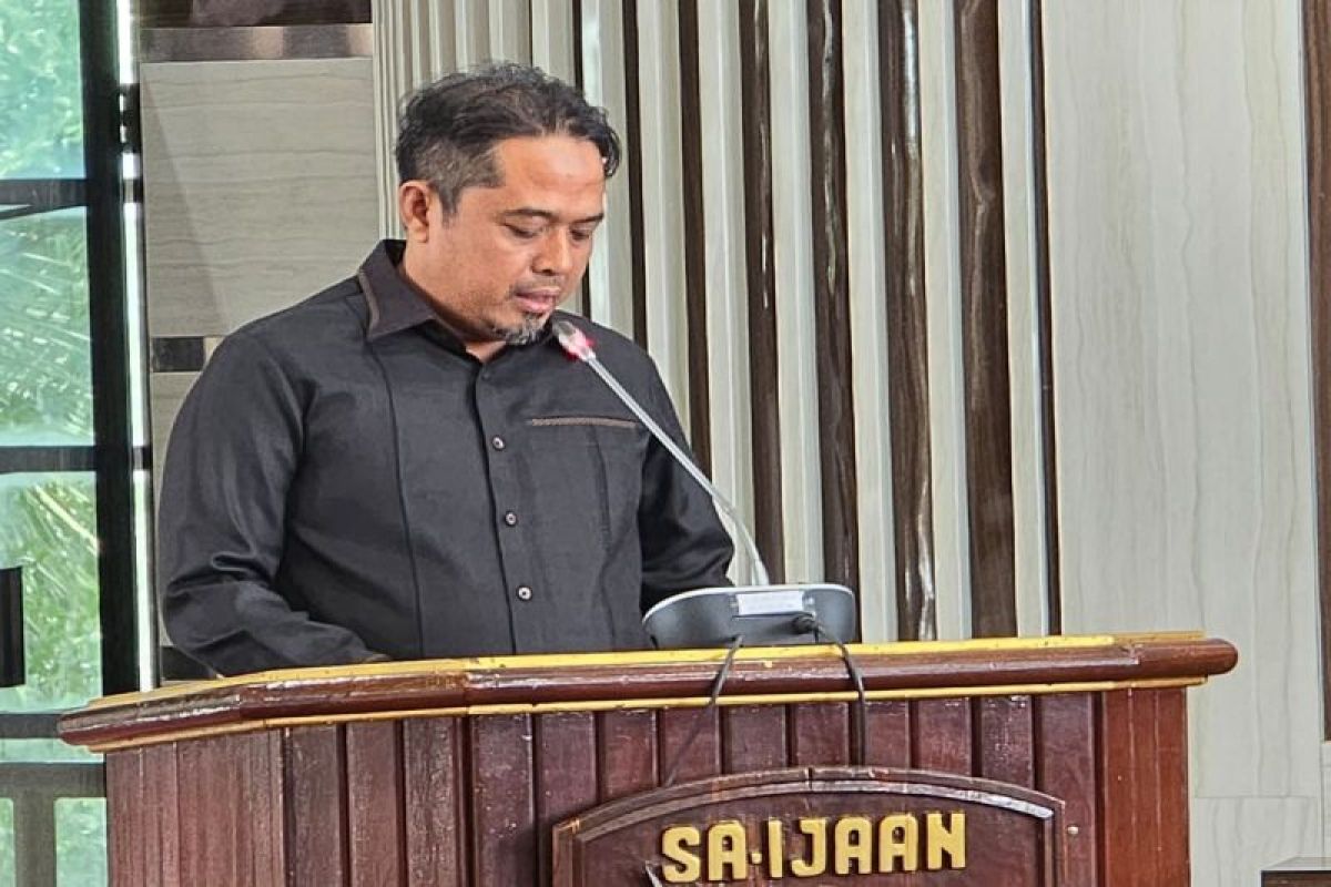 DPRD Kotabaru paripurnakan Raperda inisiatif tentang Pengembangan SDM