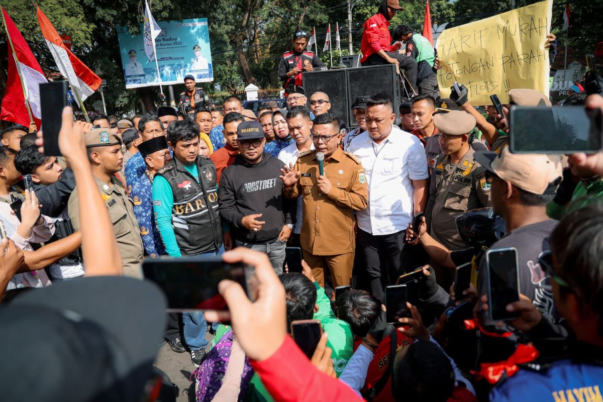 Gubernur Andra Soni janji tindaklanjuti aspirasi ojol
