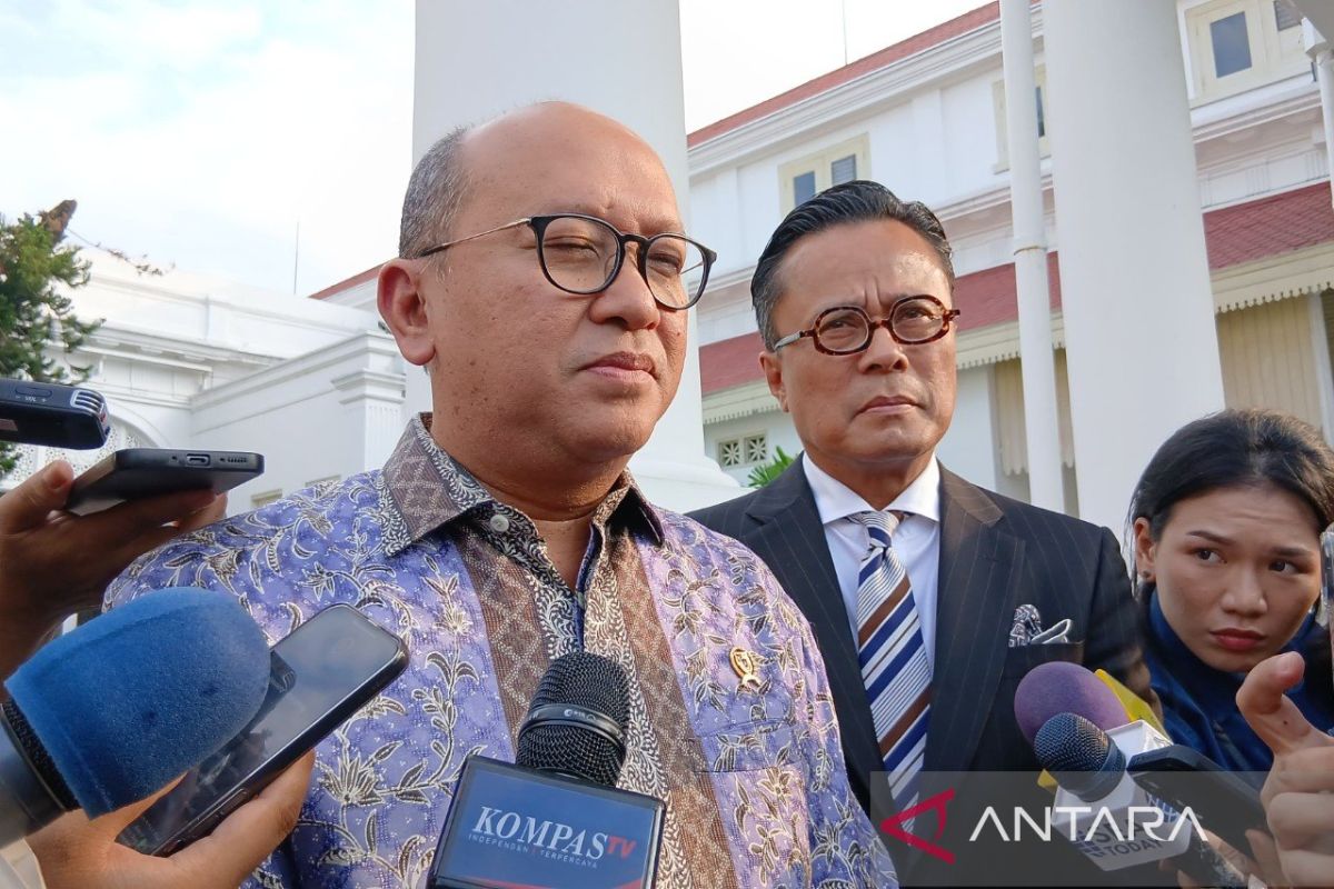 Rosan dan Dony Oskaria enggan tanggapi posisi Ketua KPK di Danantara