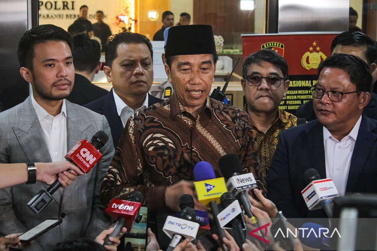 Jokowi bakal perlihatkan ijazahnya di pengadilan jika diminta hakim