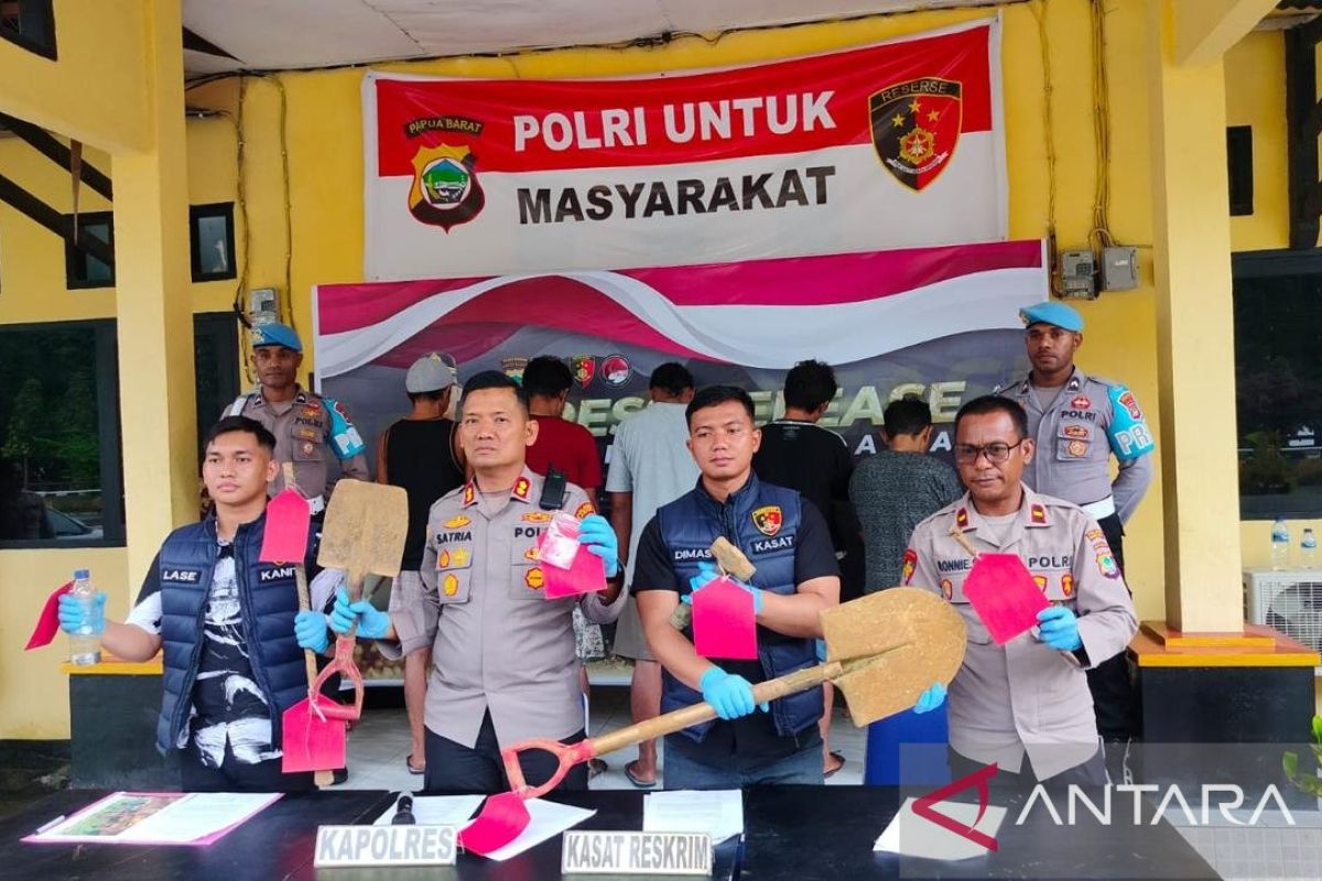 Polres Kaimana tetapkan lima tersangka kasus tambang ilegal