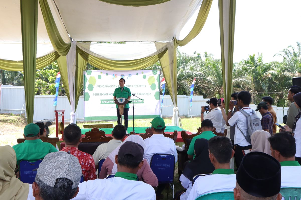 Bupati Batanghari hadiri pembentukan desa cinta statistik