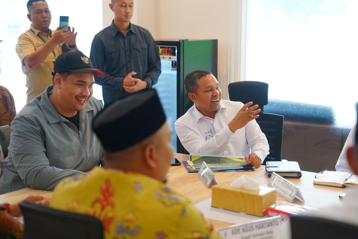 Gubernur laporkan kondisi Stadion Utama Riau tak termanfaatkan ke Menpora