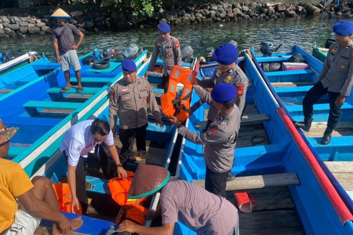 Polairud  edukasi nelayan di perairan Ternate-Tidore
