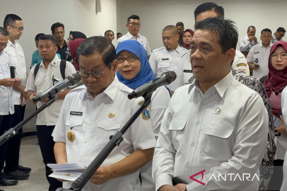 Prabowo plans village cooperatives as basic necessities' hubs