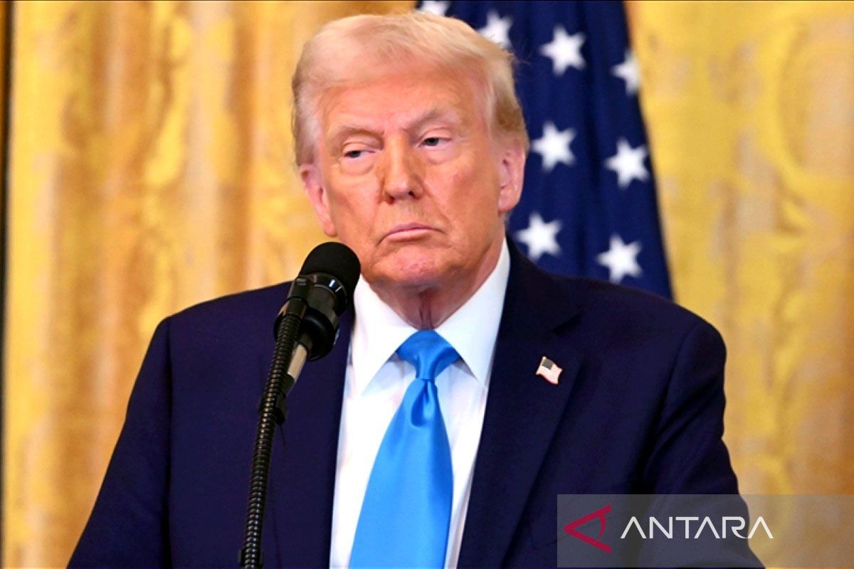 Trump tidak senang Putin masih serang Ukraina, akan jatuhkan sanksi