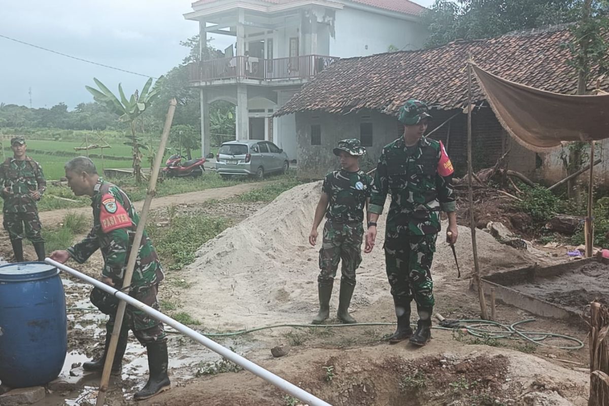 TNI bangun lima sumur bor penuhi kebutuhan warga Kragilan