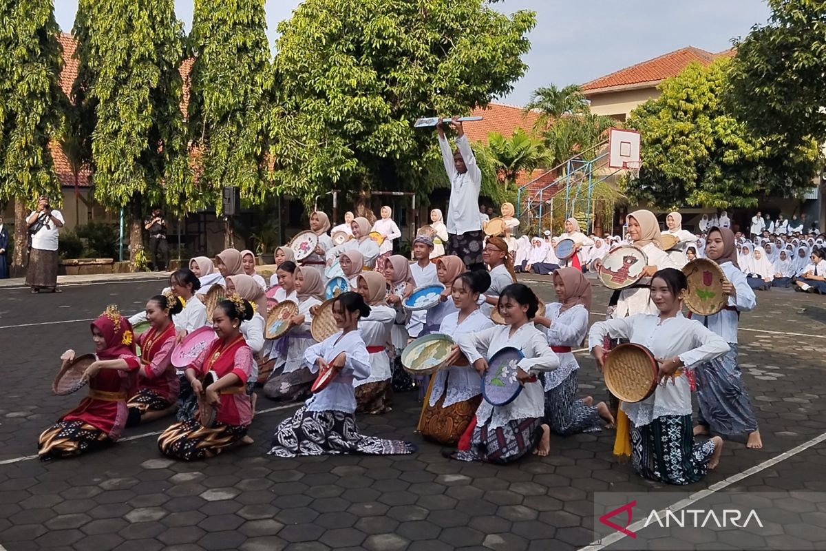 Bupati Kudus kampanyekan  tujuh kebiasaan anak Indonesia hebat