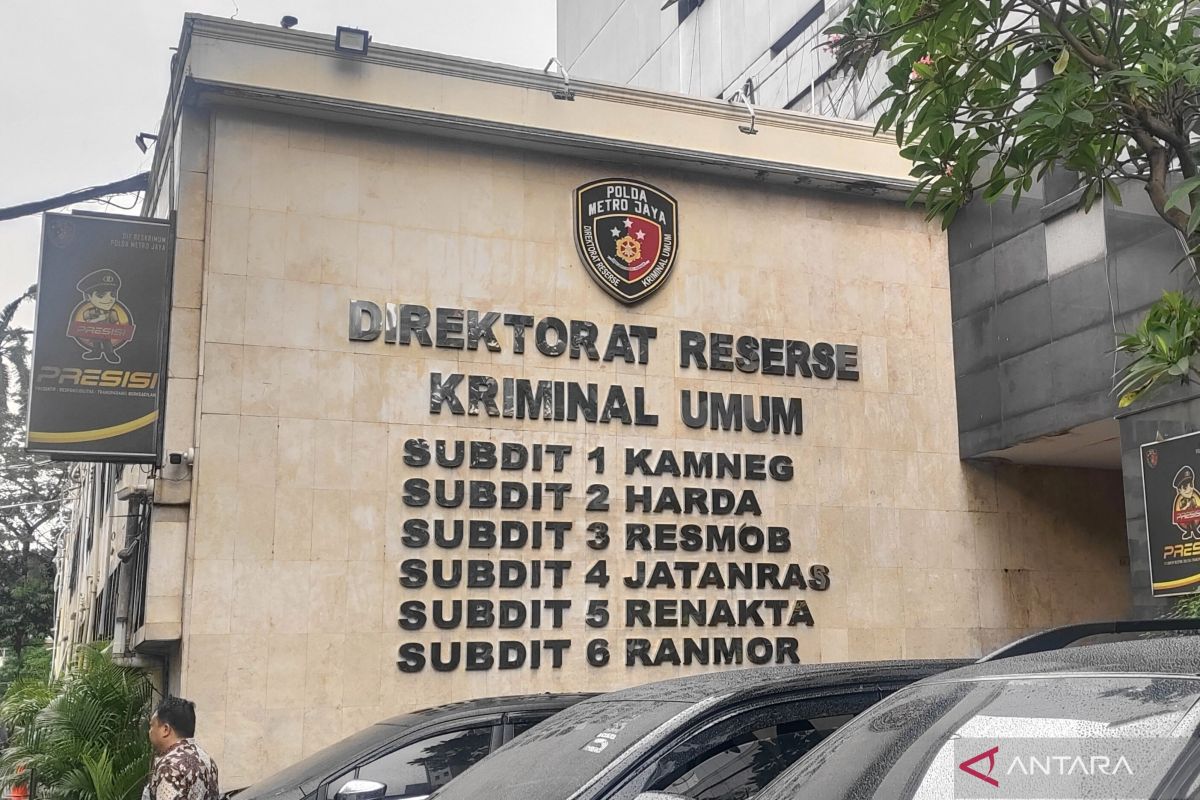 Polisi tangkap 5 pelaku pemerasan berkedok tagih utang di dua lokasi