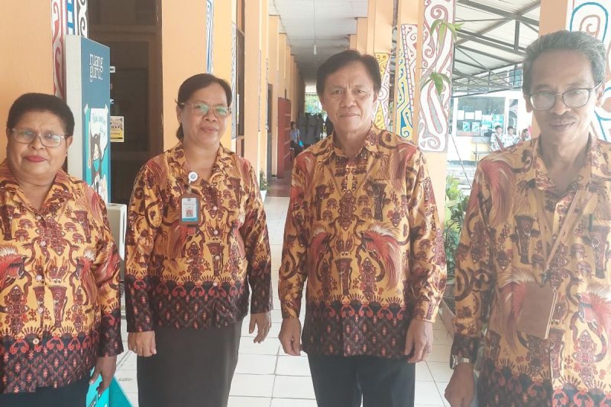SMP Negeri 1 Kota Sorong target 352 murid baru