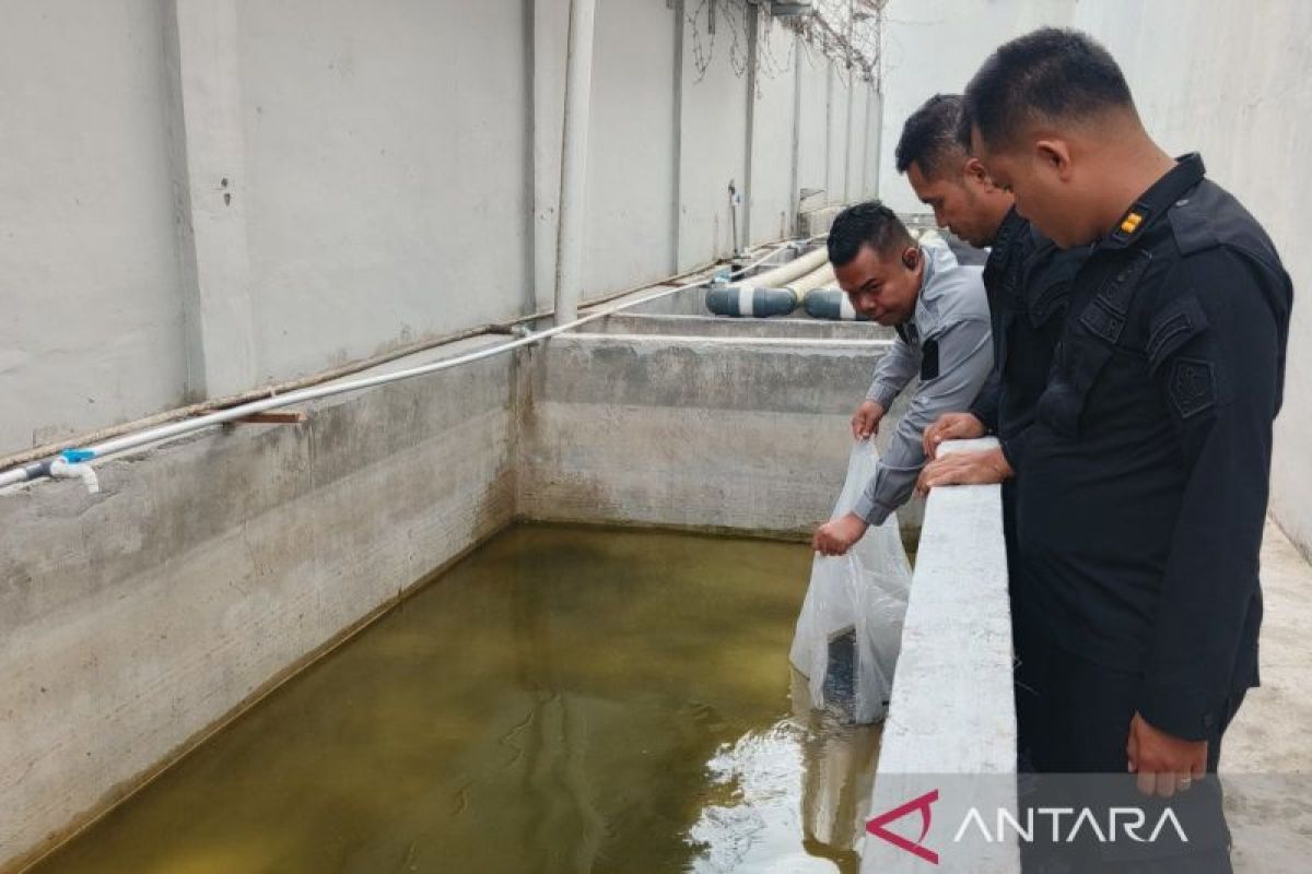 Rutan Tarutung tabur 2.000 benih Nila dukung ketahanan pangan