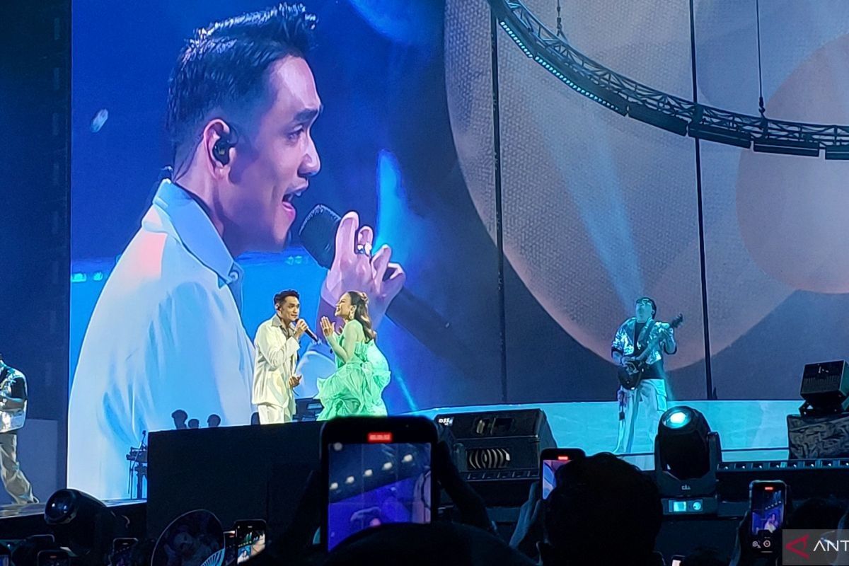 Penampilan kolaborasi kejutan di konser Rossa, dari Afgan hingga Ivan Gunawan