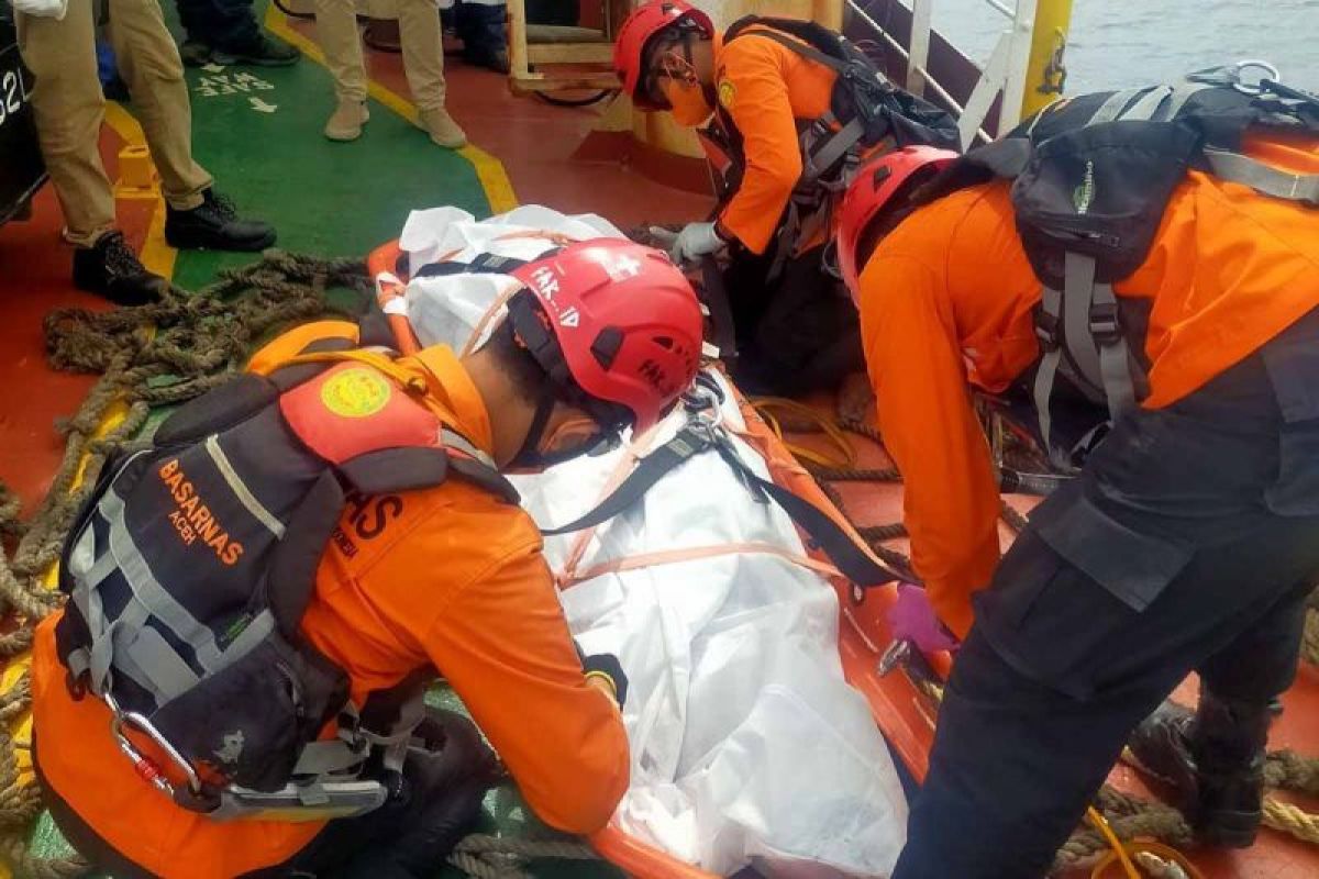 Basarnas evakuasi jenazah WN Yunani di perairan Aceh