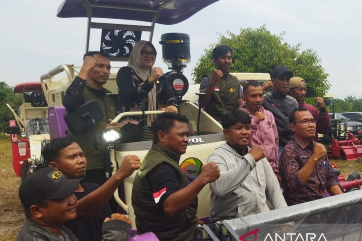 Tanjabtim mencanangkan gerakan tanam padi tiga kali setahun
