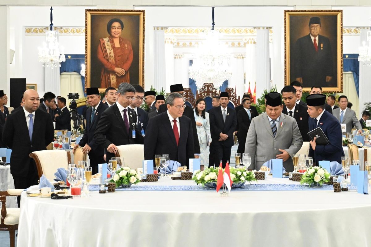 Prabowo hosts luncheon, arts performances for Li Qiang