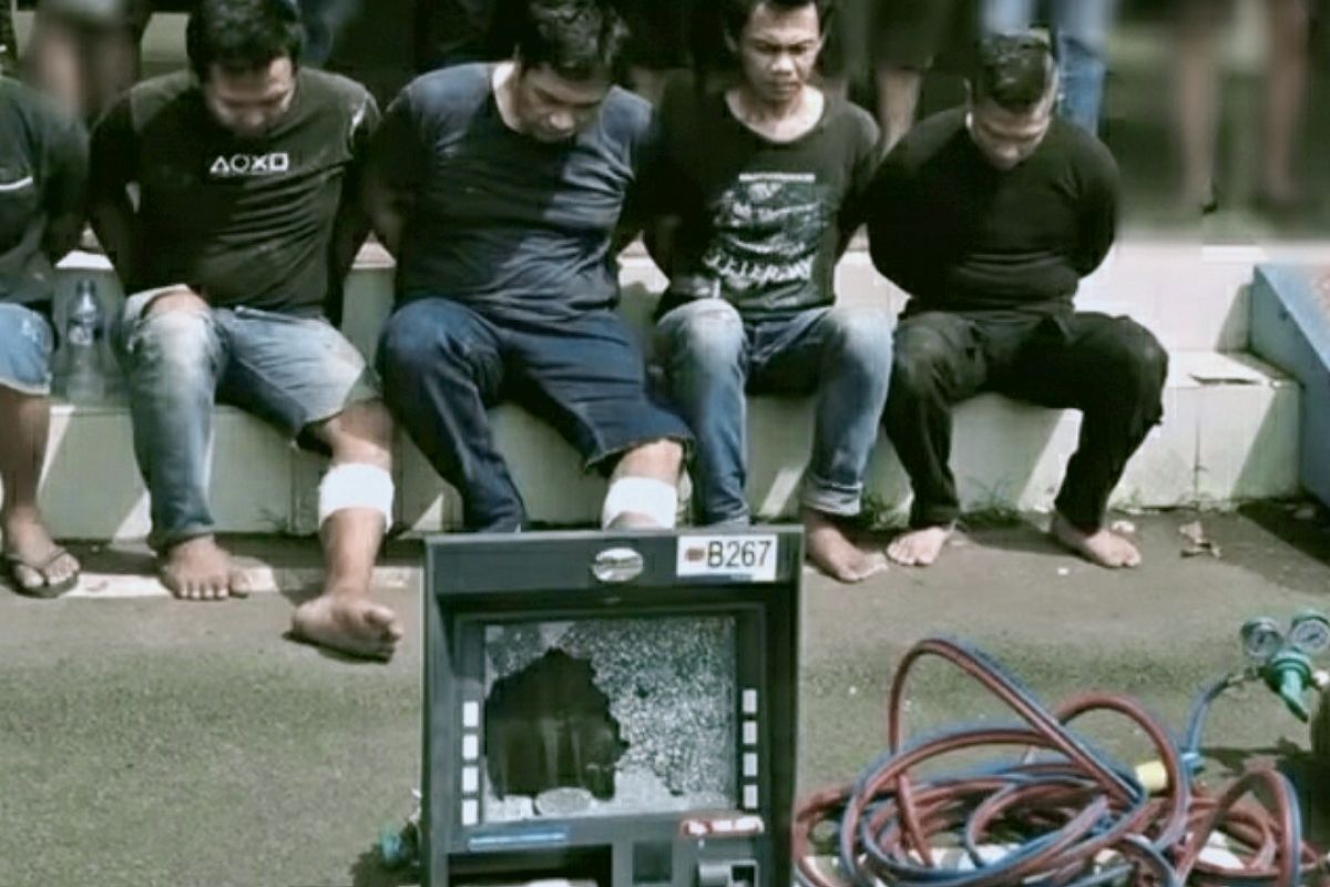 Polres Subang ringkus komplotan spesialis pembobol mesin ATM