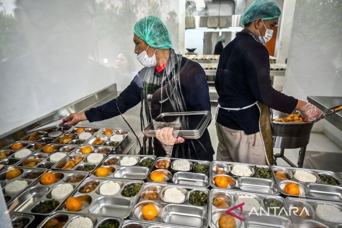 BGN sertifikasi SPPG pertengahan 2025 untuk perbaiki kualitas MBG