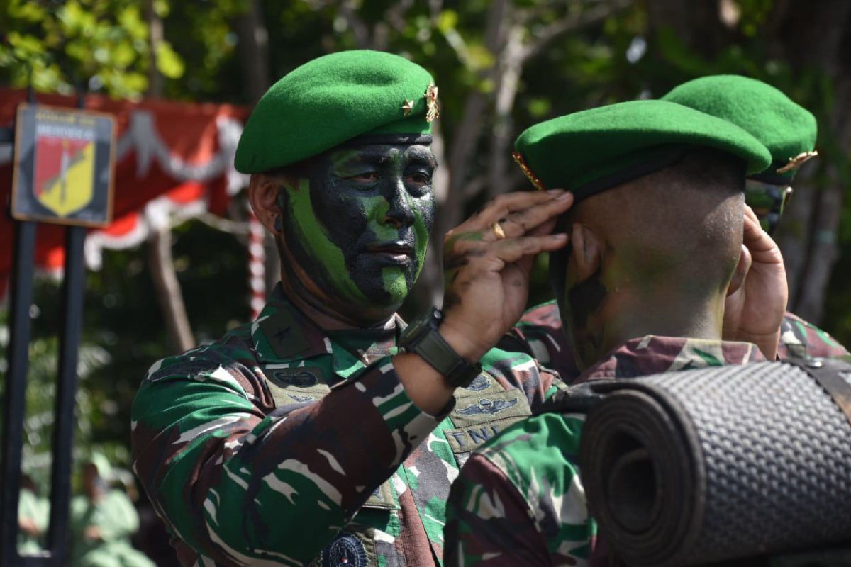 1.140 prajurit Kodam Merdeka ikut tradisi pembaretan dan penyematan brevet