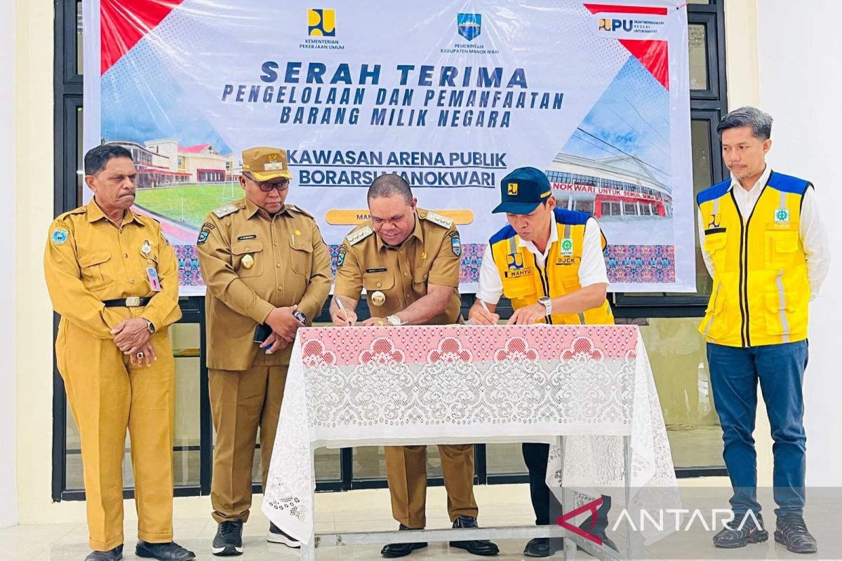 Kementerian PU serahkan bangunan KAP Borarsi kepada Pemkab Manokwari