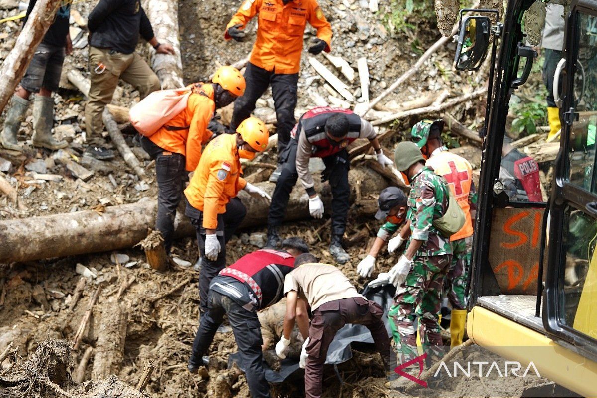 Polda PB: Pencarian korban banjir bandang di Pegaf berlanjut