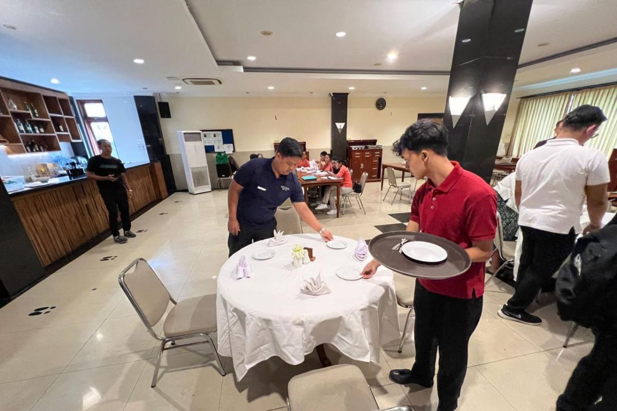 Pemkot Denpasar tingkatkan kapasitas tenaga kerja hotel dan restoran