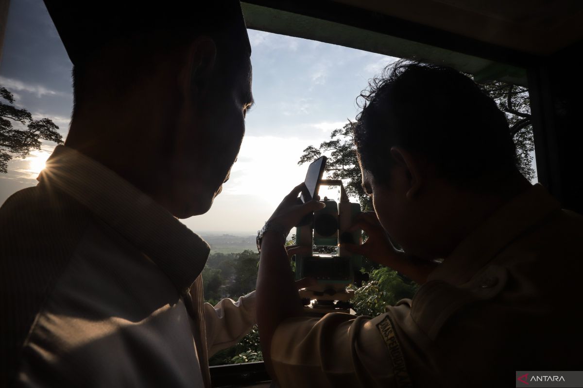 Hilal 1 Zulhijjah Idul Adha 1446 Hijriah tak terlihat di Gresik