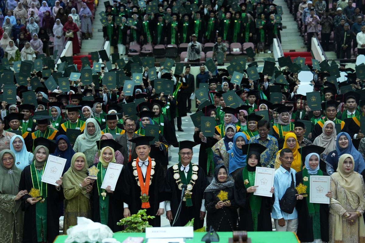 USK luluskan 1.383 wisudawan dan satunya asal Australia