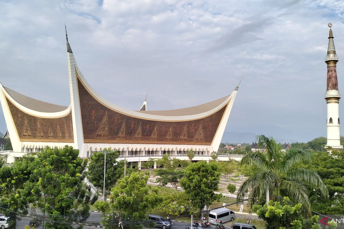 Jadwal sholat wilayah Kota Padang, Minggu (15/06/2025)