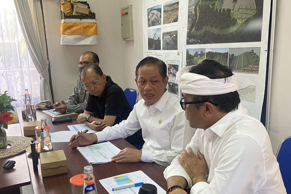Menteri LH janji siapkan pengolahan sampah jadi listrik di Bali mulai Juli 2025