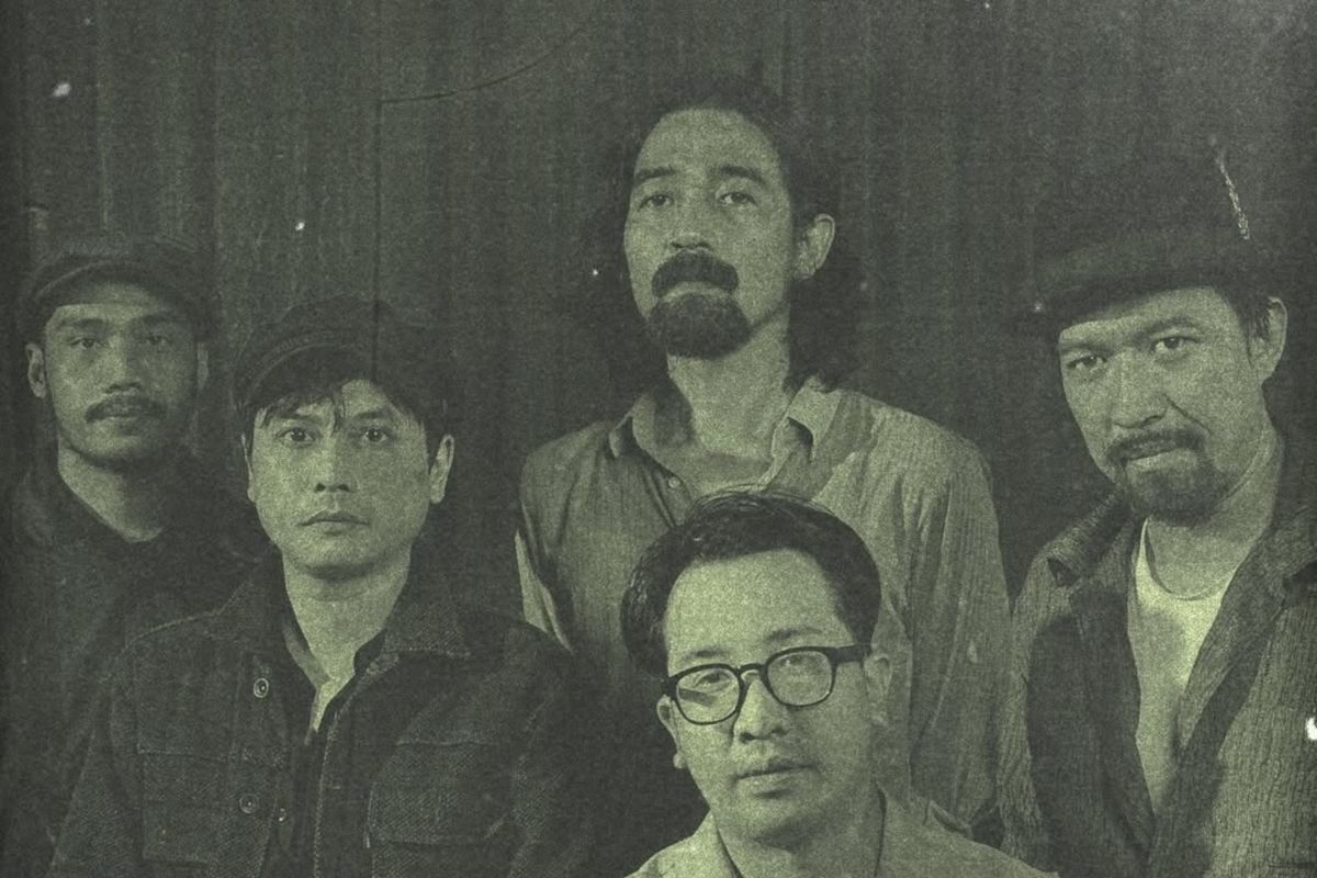 Dongeng Stambul Arkipelagia karya band folk indie