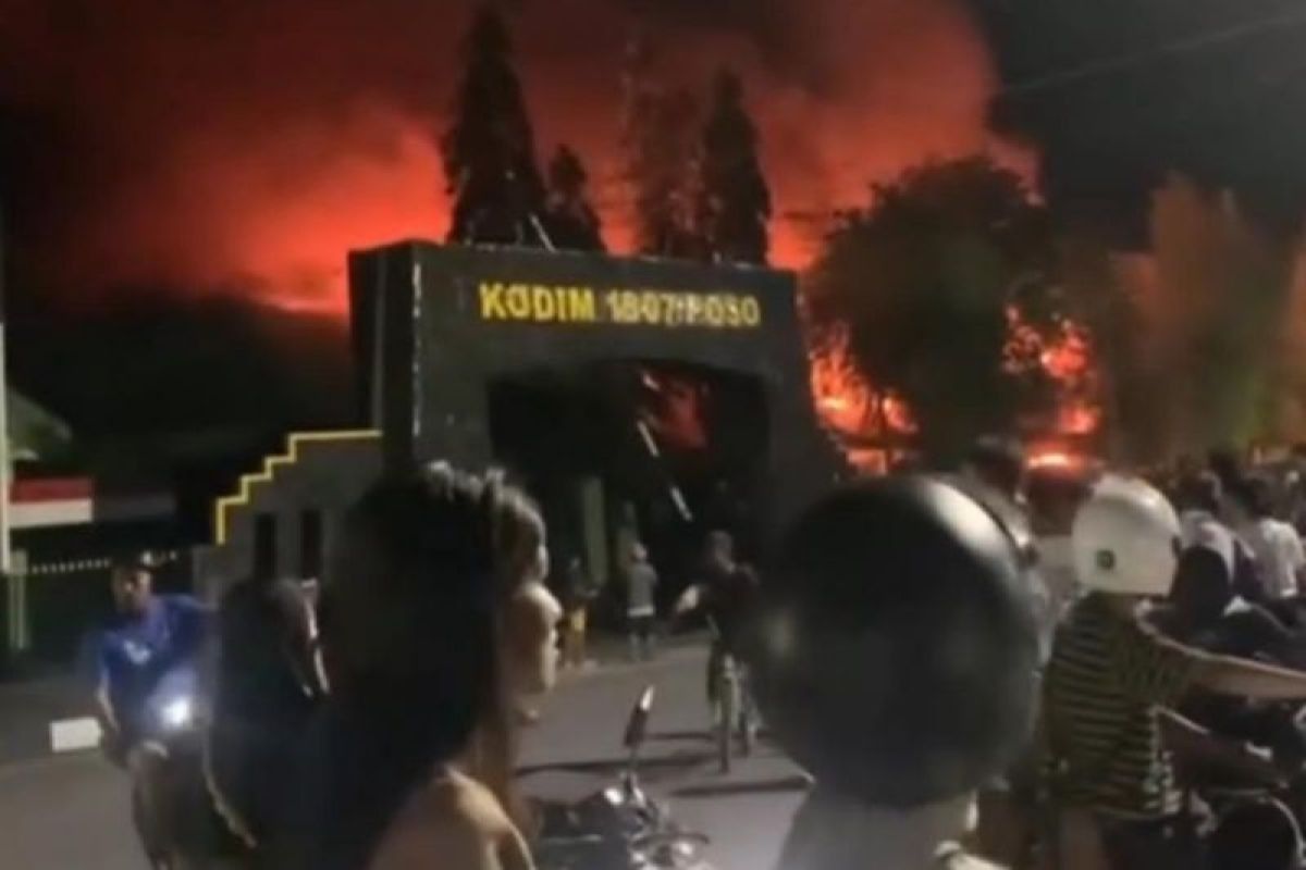 TNI AD bentuk tim investigasi telusuri penyebab kebakaran Markas Kodim Poso