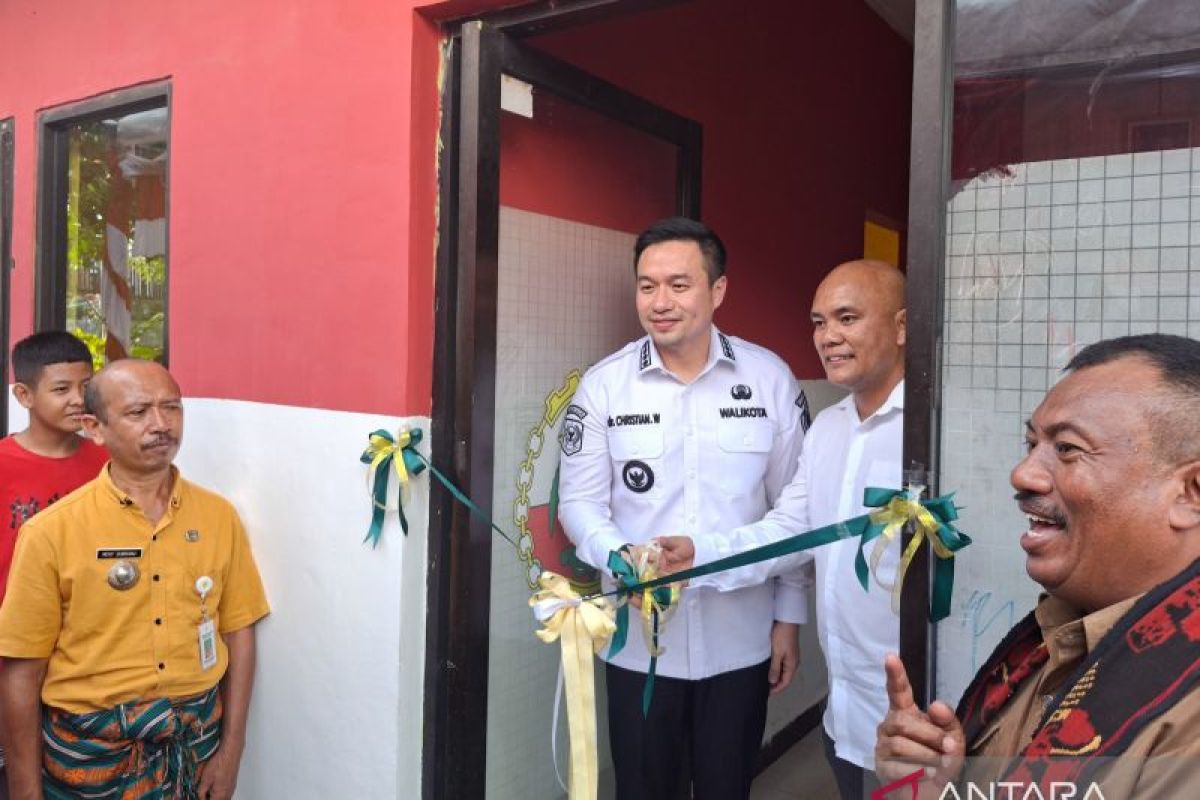Wali Kota Kupang meresmikan Koperasi Kelurahan Merah Putih Oepura
